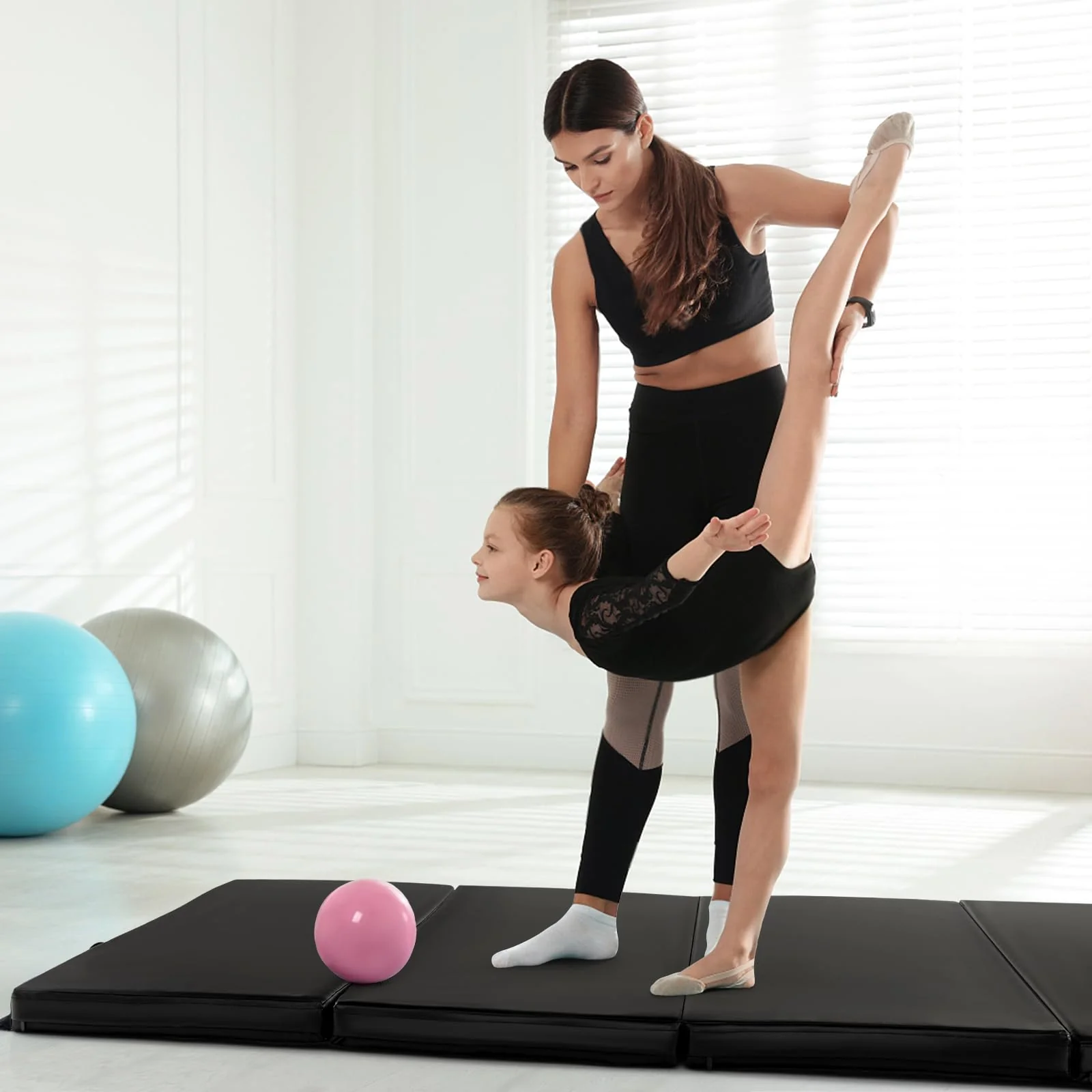 Goplus 8' x 4' x 2" Gymnastics Mat, Folding Tumbling Mat with Carry Handles, Hook & Loop Fasteners - Image 2